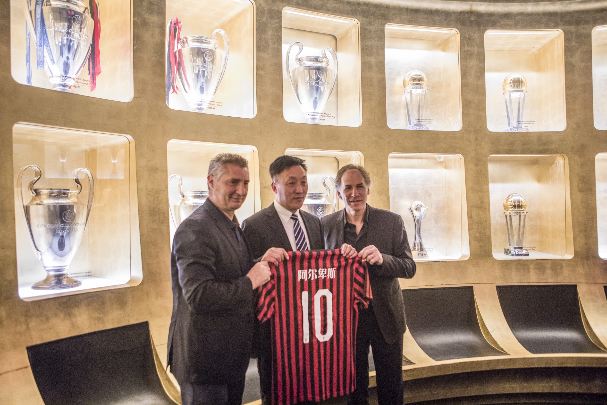 CBA-北控胜深圳 廖三宁带球突破