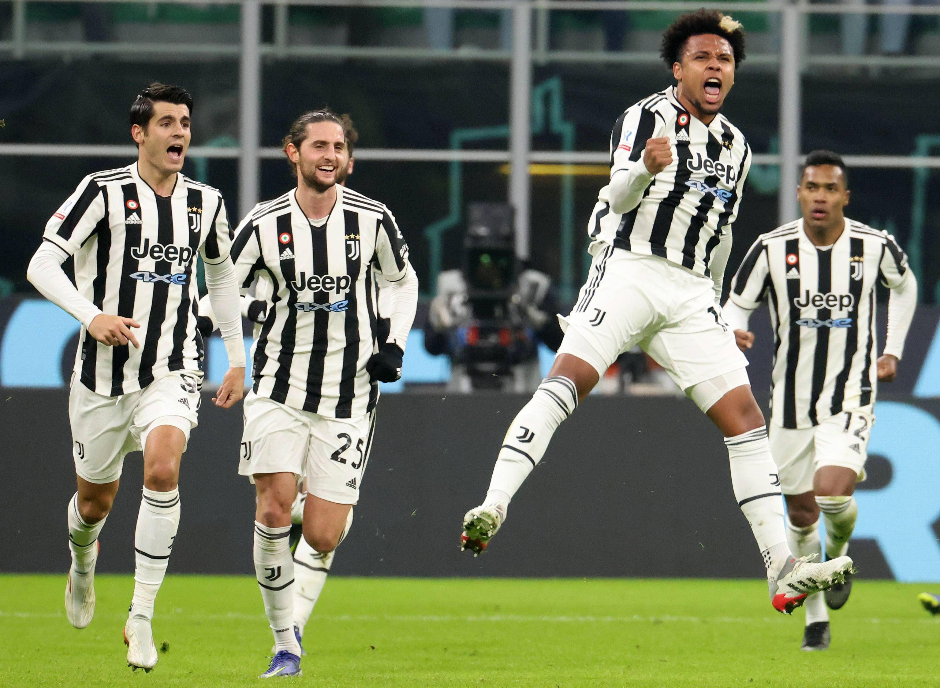 英超一日两度上演绝平局面