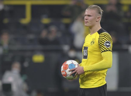 记者：上海申花引进盖伊的总转会费最高可达180万英镑