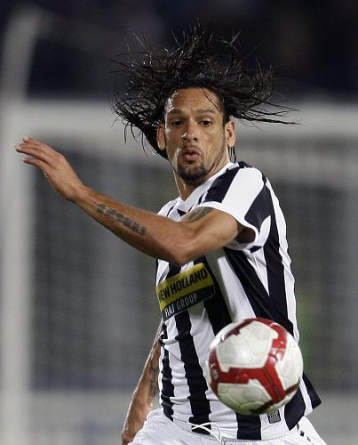 斯洛特不给机会，意大利豪门竞相购买：28岁的边锋真的该转会了