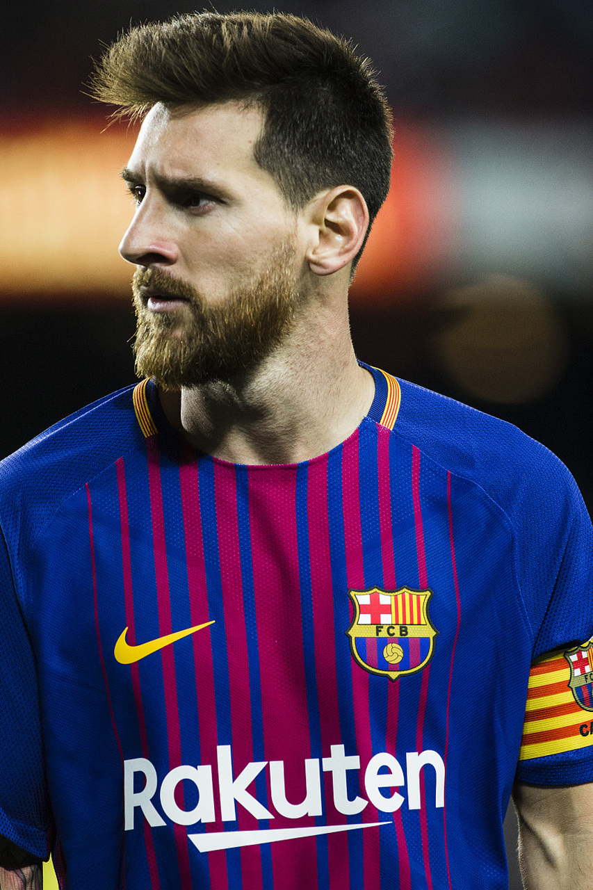 天空体育：曼联大胜进前四，阿森纳小胜利物浦，切尔西三连平