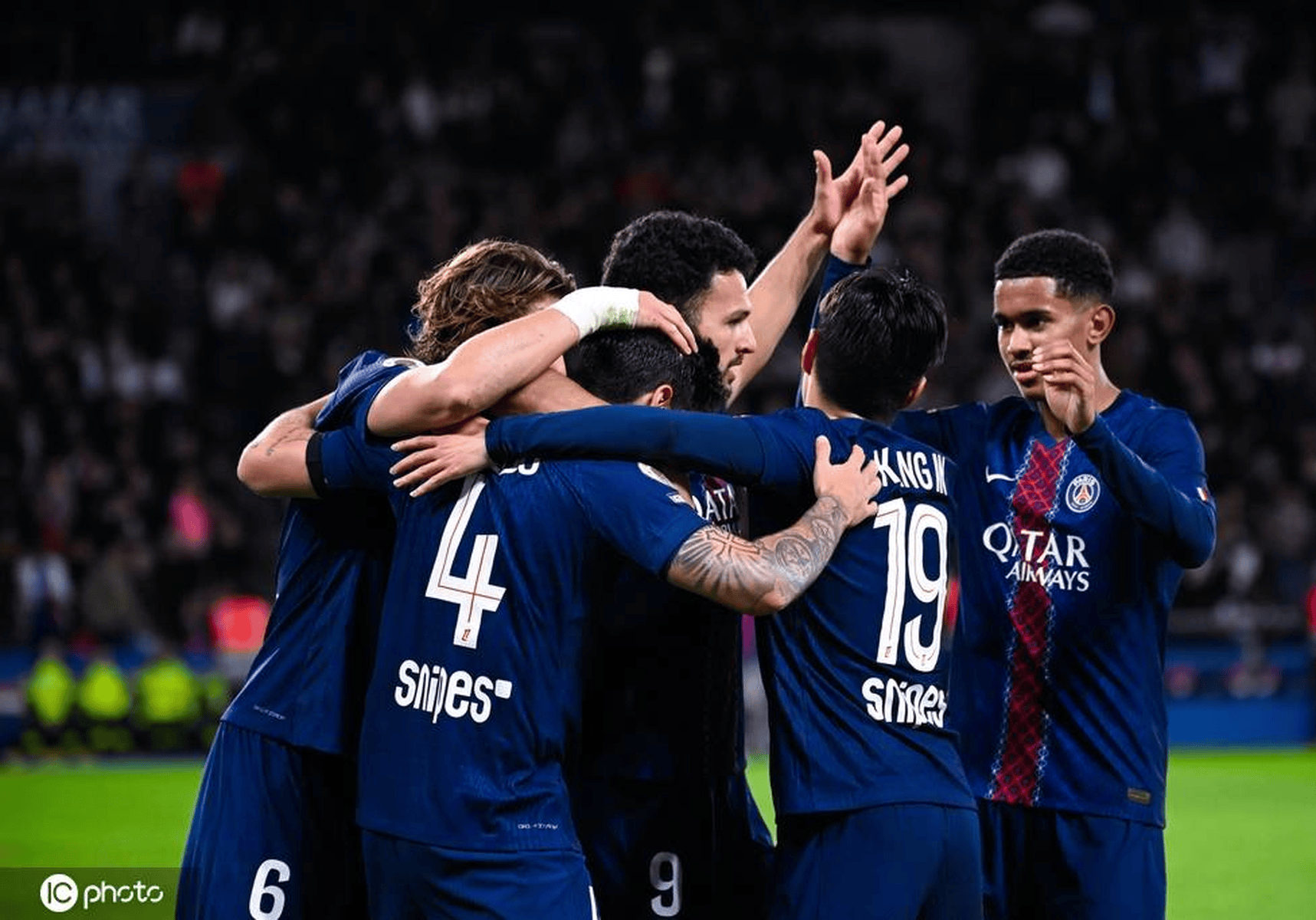 [天下足球]凯恩2射1传 拜仁战胜柏林联合