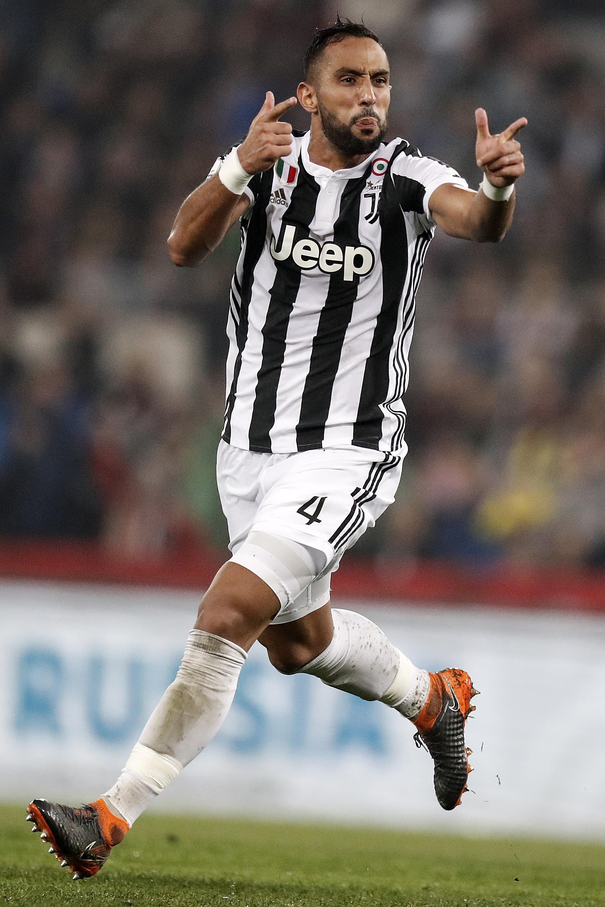 [德甲]劳姆任意球助攻 克洛斯特曼头球破门